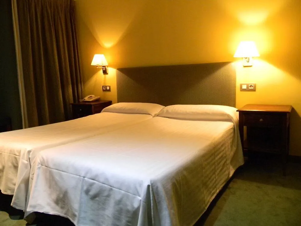 Aston Hotel Andorra la Vella 3*,