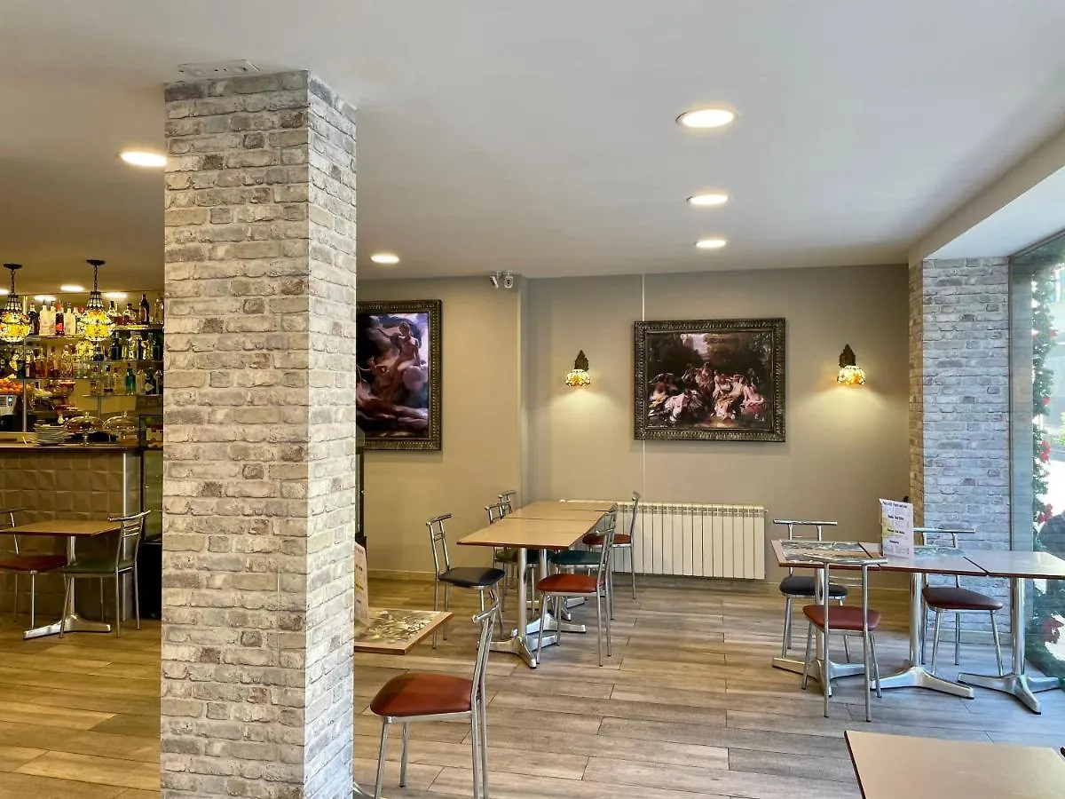 Aston Hotel Andorra la Vella 3*,
